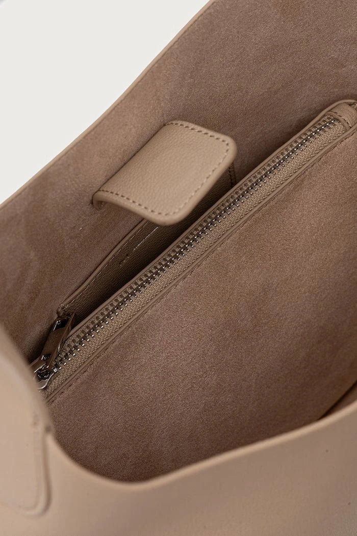 MM by Max Mara kadın suni deri hobo çanta MMLASTRO
