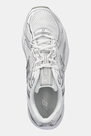 New Balance 740 Sneakers