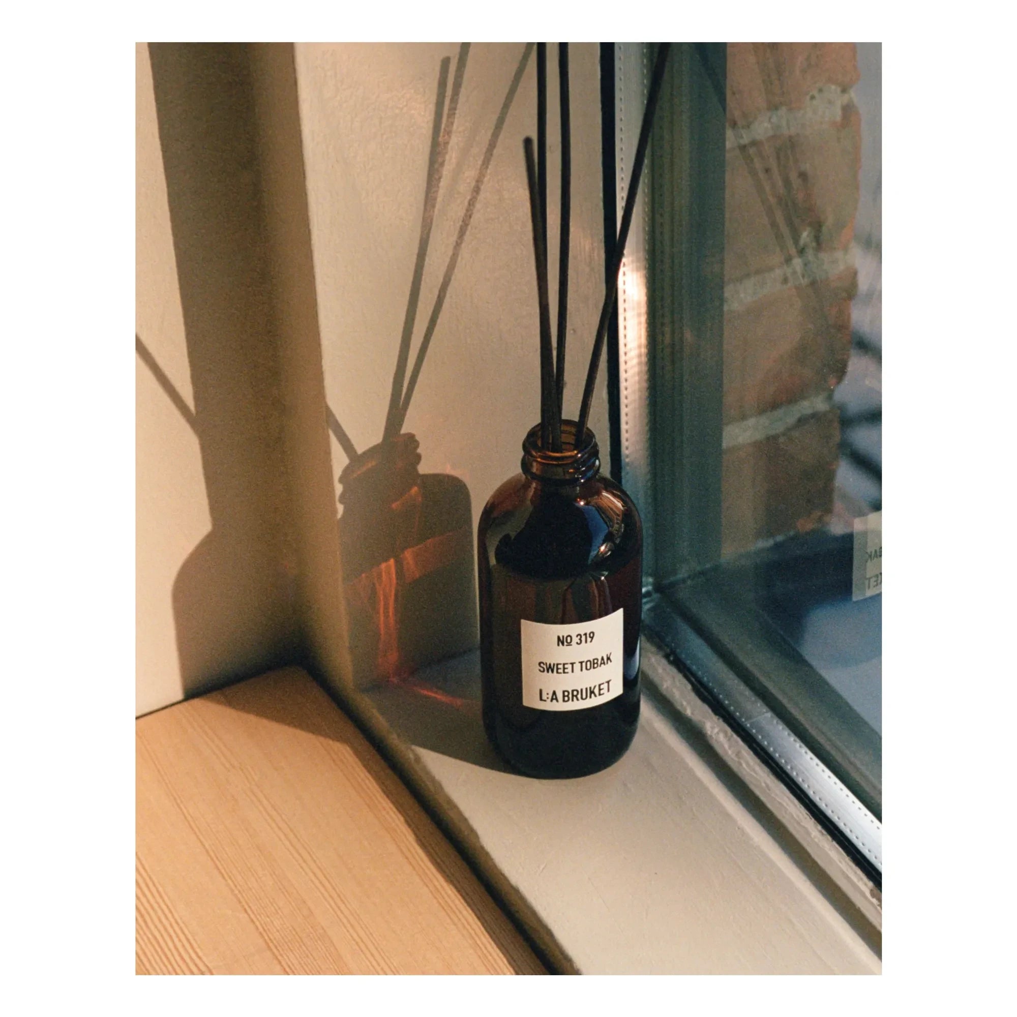 L:A BRUKET - Sweet Tobacco Home Raumduft - 200 ml | Farblos