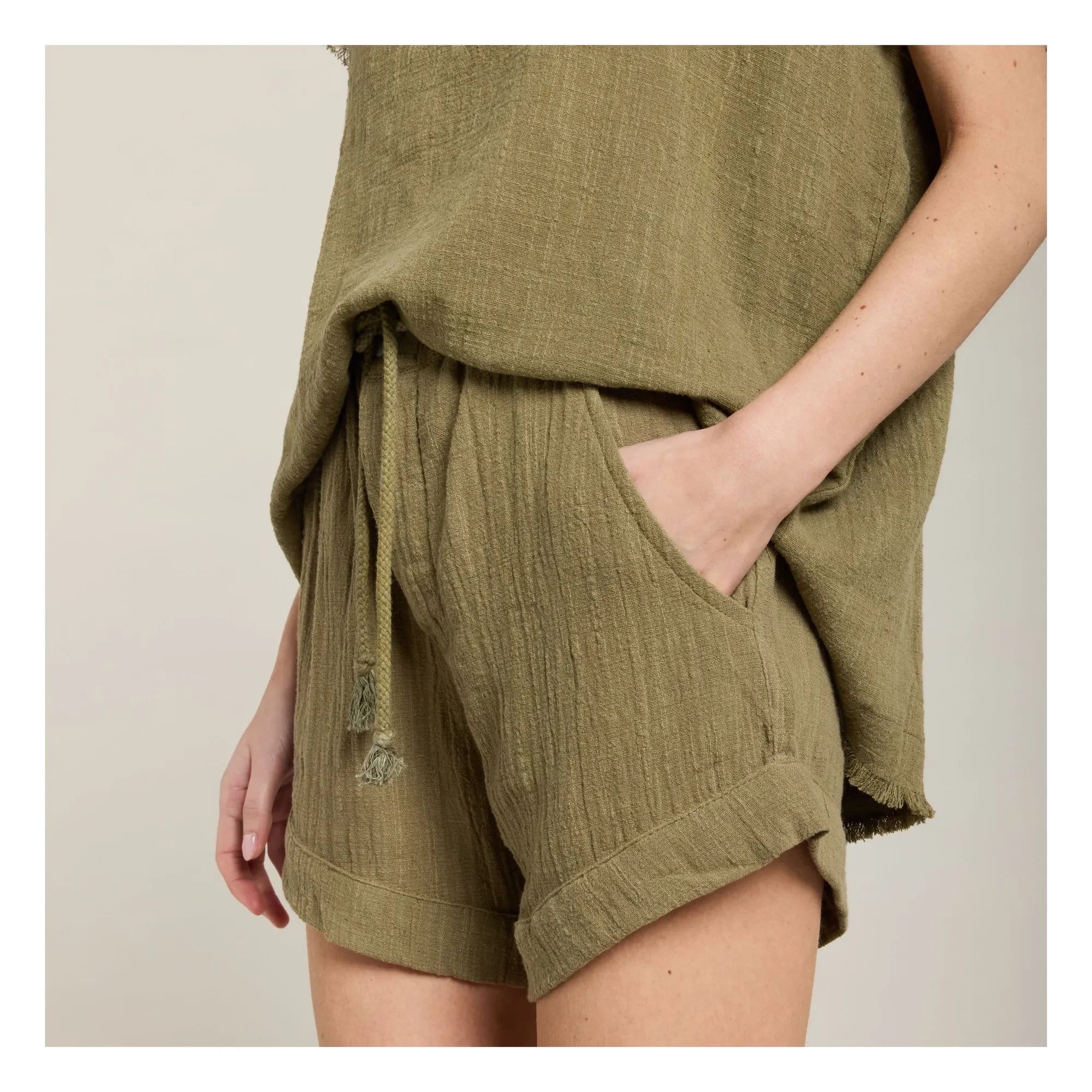 Maison Saint Julien - Calvi Shorts aus Baumwollgaze | Khaki