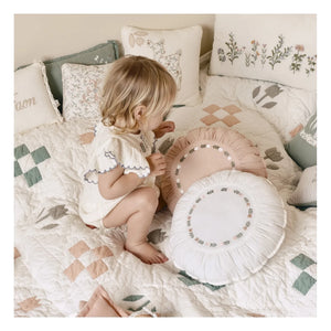 Editions Aimable - Ferdinand Yuvarlak Yastık | Kirli Beyaz Poplin