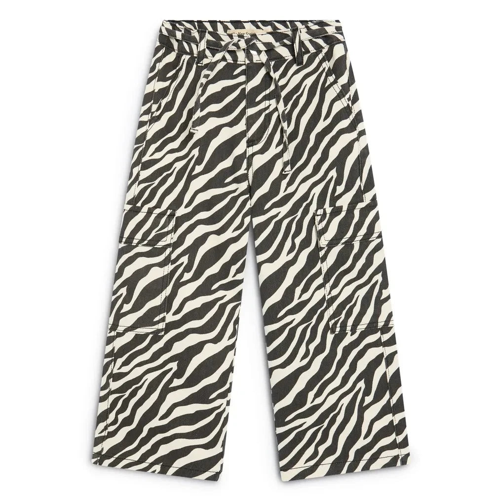 Die neue Gesellschaft – Jean Dakota Zebra | Er