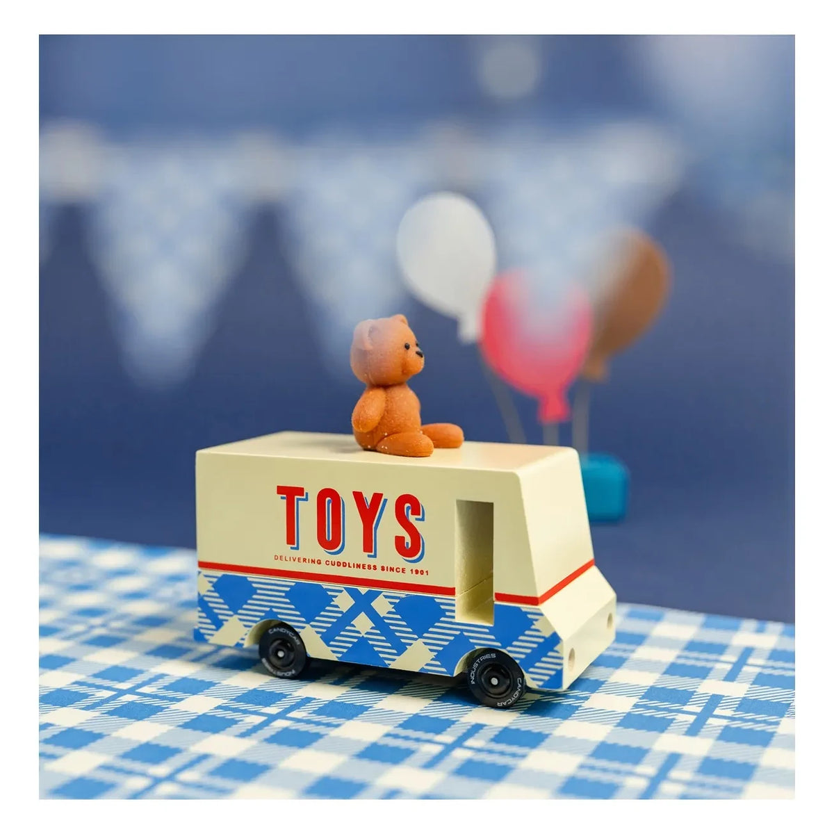 Candylab - Vans - Teddy Van