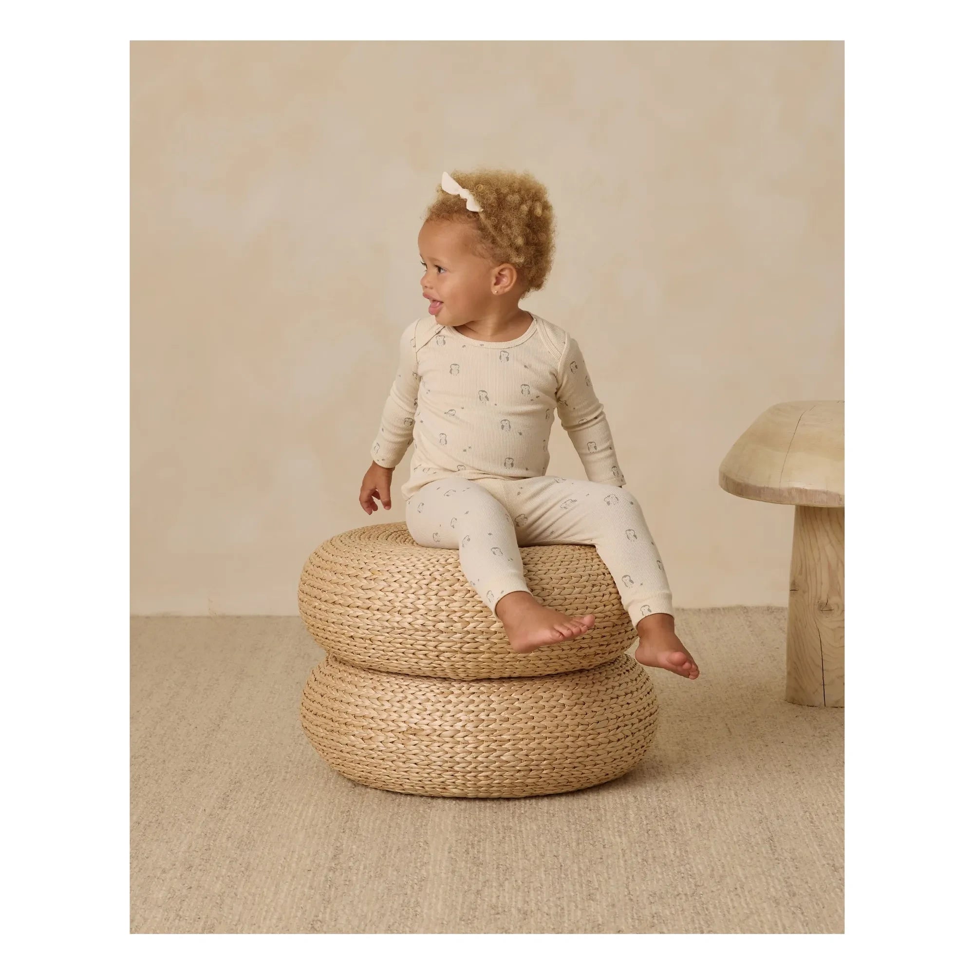 Quincy Mae - Set aus geripptem Oberteil und Leggings aus Bio-Baumwolle, Haselnuss | Ecru