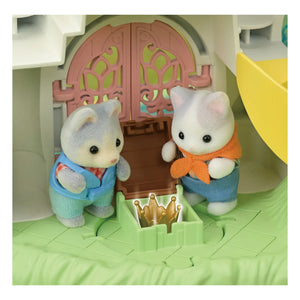 Sylvanian Families – Geheimer Wasserfall im Wald