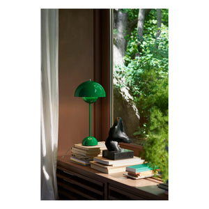 &Tradition - VP3 Flowerpot Tischleuchte - Verner Panton, 1969 | Grün