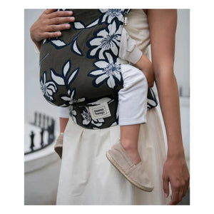 Mama Hangs - Babytrage Carry & Bloom | Khaki