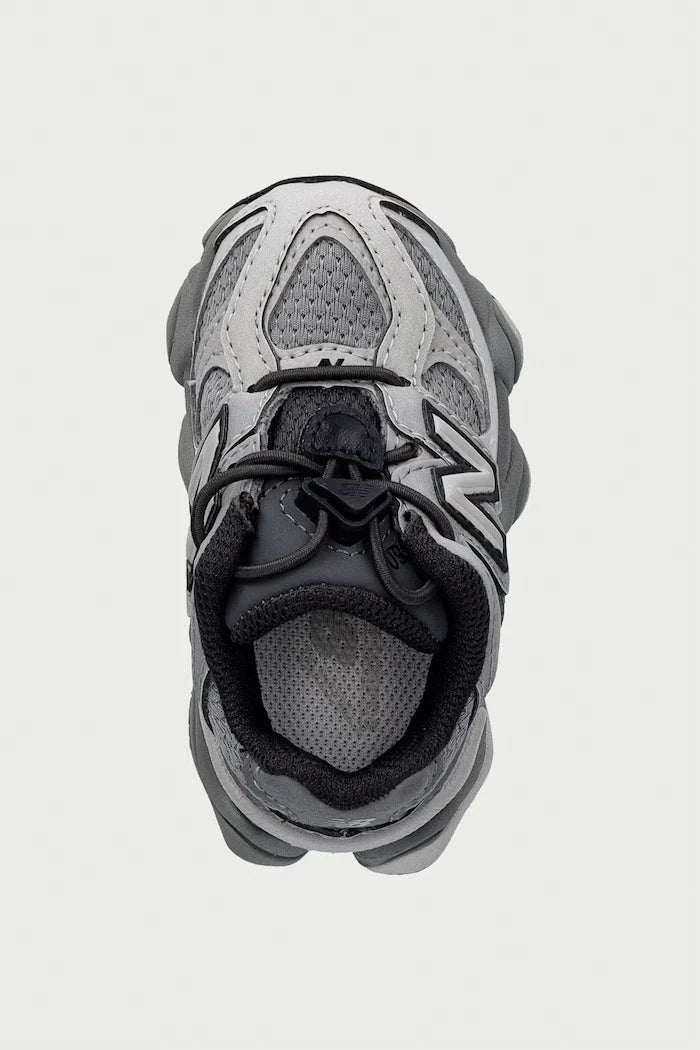New Balance 9060 çocuk spor ayakkabısı