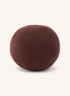 Muskhane - Filz-Pouf | Mahagoni