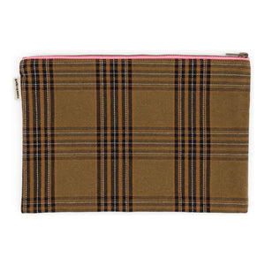 Rose in April - Lili Tartan Clutch | Braun