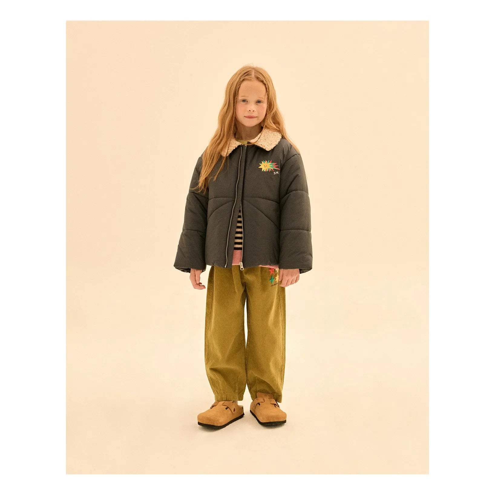Jelly Mallow - Steppjacke mit Sternen | Schwarz