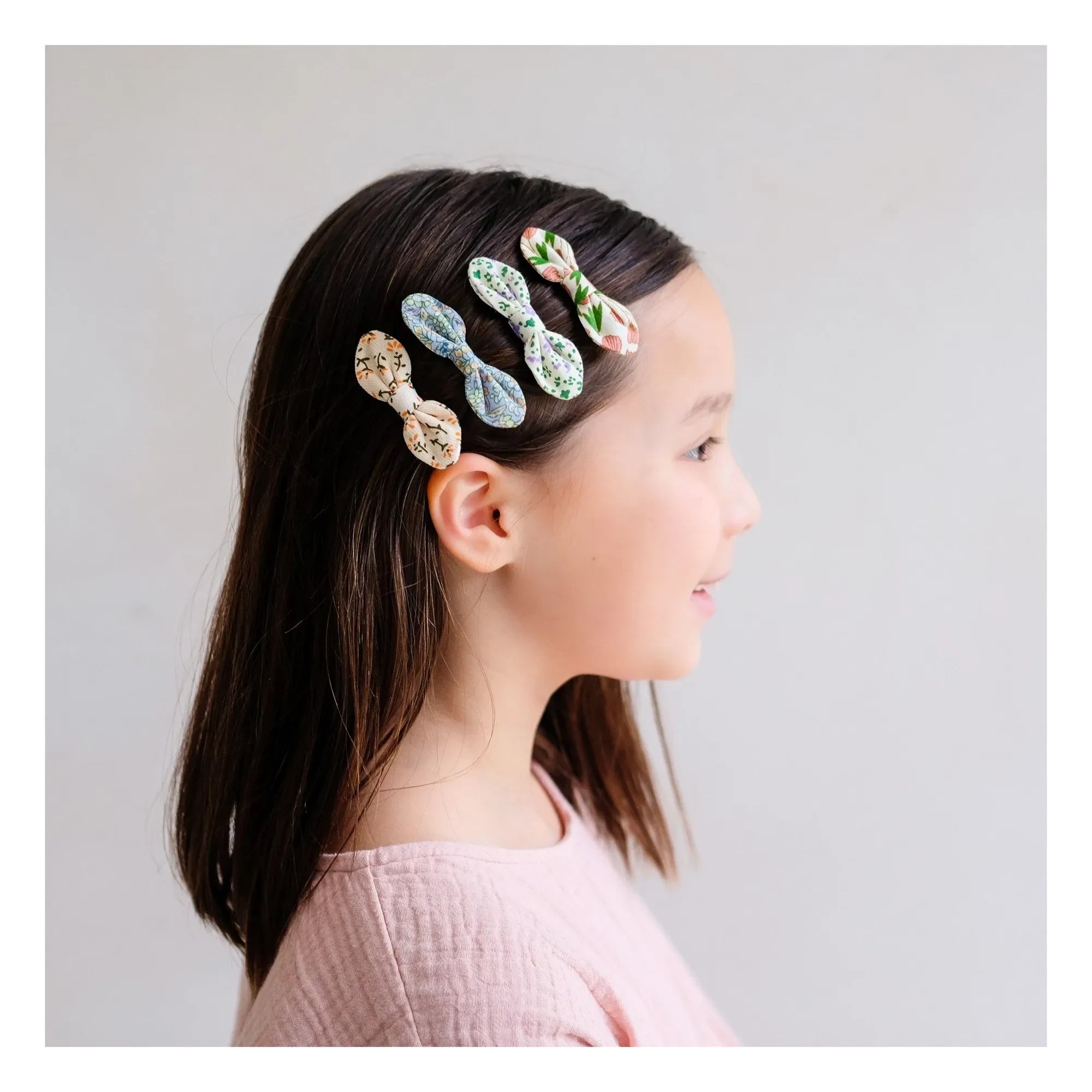 Mimi & Lula - 4 Haarschleifen mit Blumenmuster | Ecru