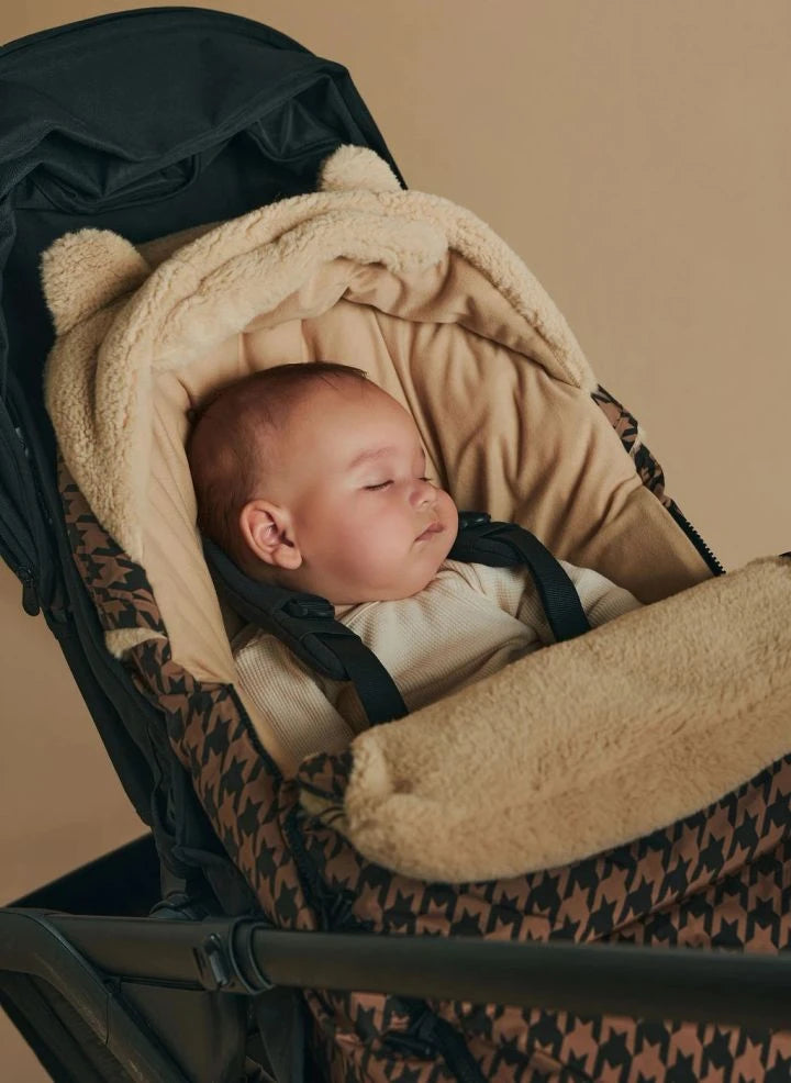 Töastie - Aus recycelten Fasern hergestellte Hahnentritt-Muster-Sandalen | Braun