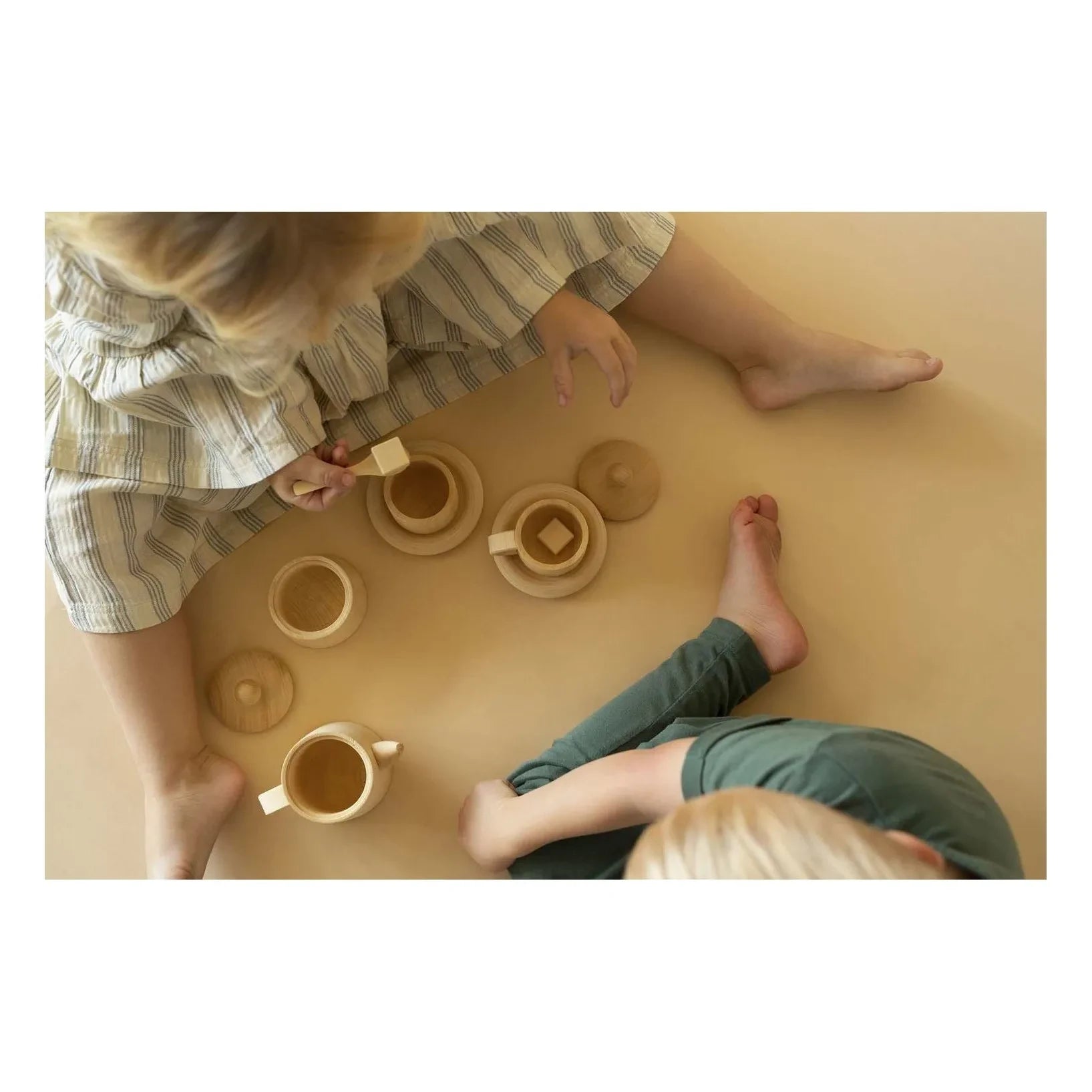 Raduga Grez - Tee-Set aus Holz