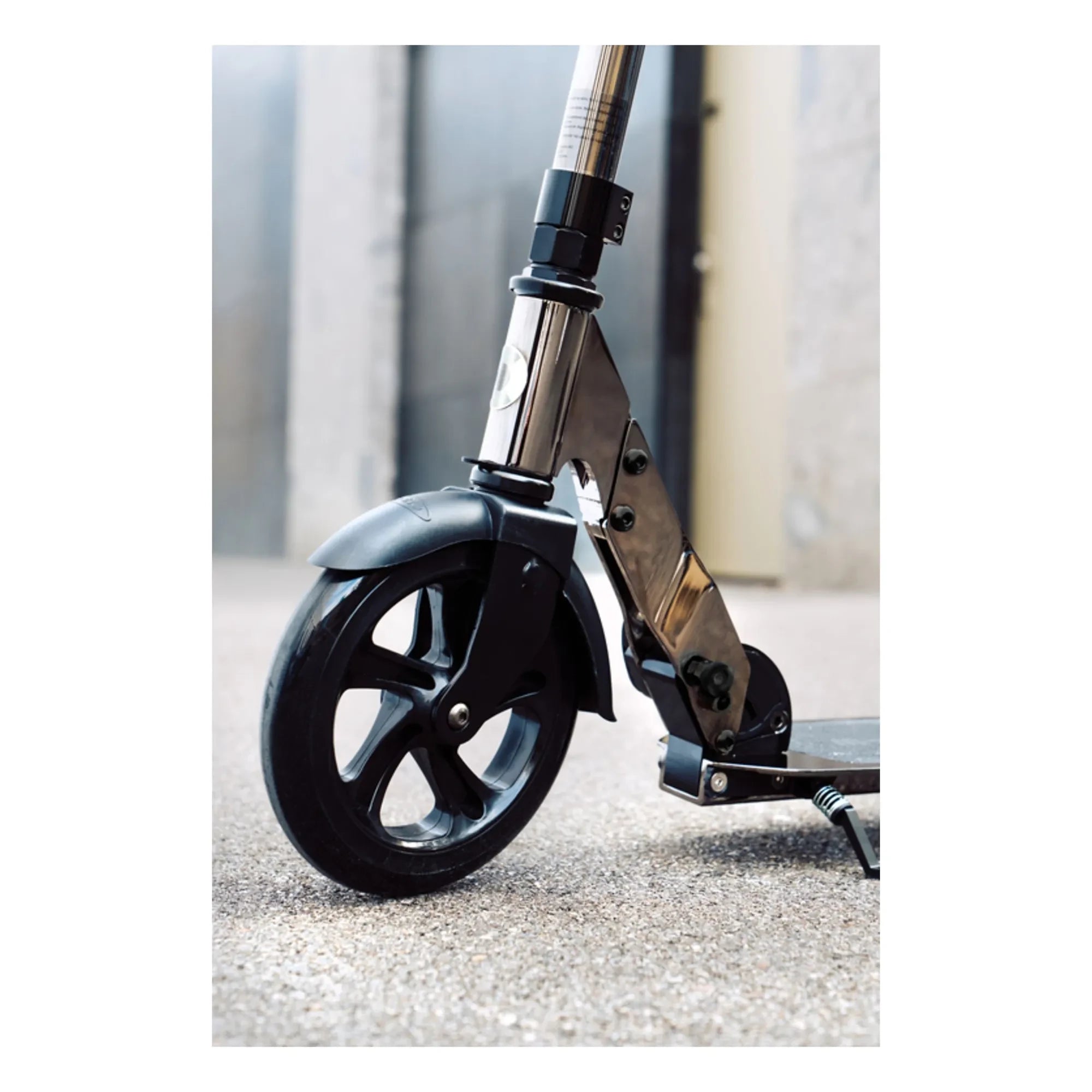 Micro - Klassischer Neochrome Scooter | Schwarz