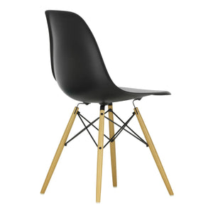 Vitra - DSW Plastikstuhl - Ahornuntergestell - Charles & Ray Eames | Schwarz
