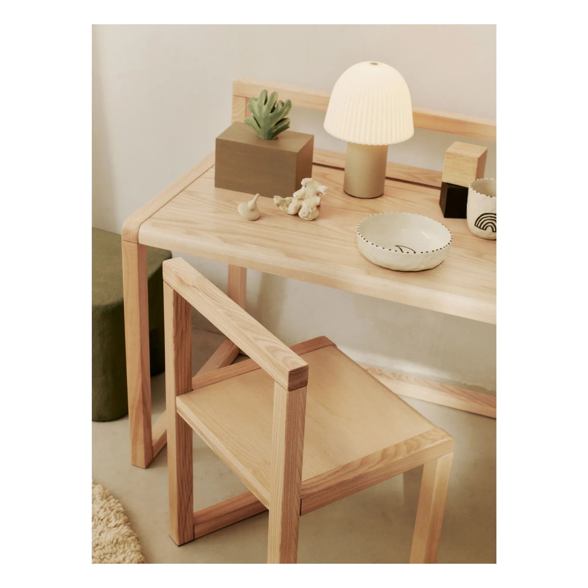 Ferm Living Kids - Rüschen Tischlampe | Beige