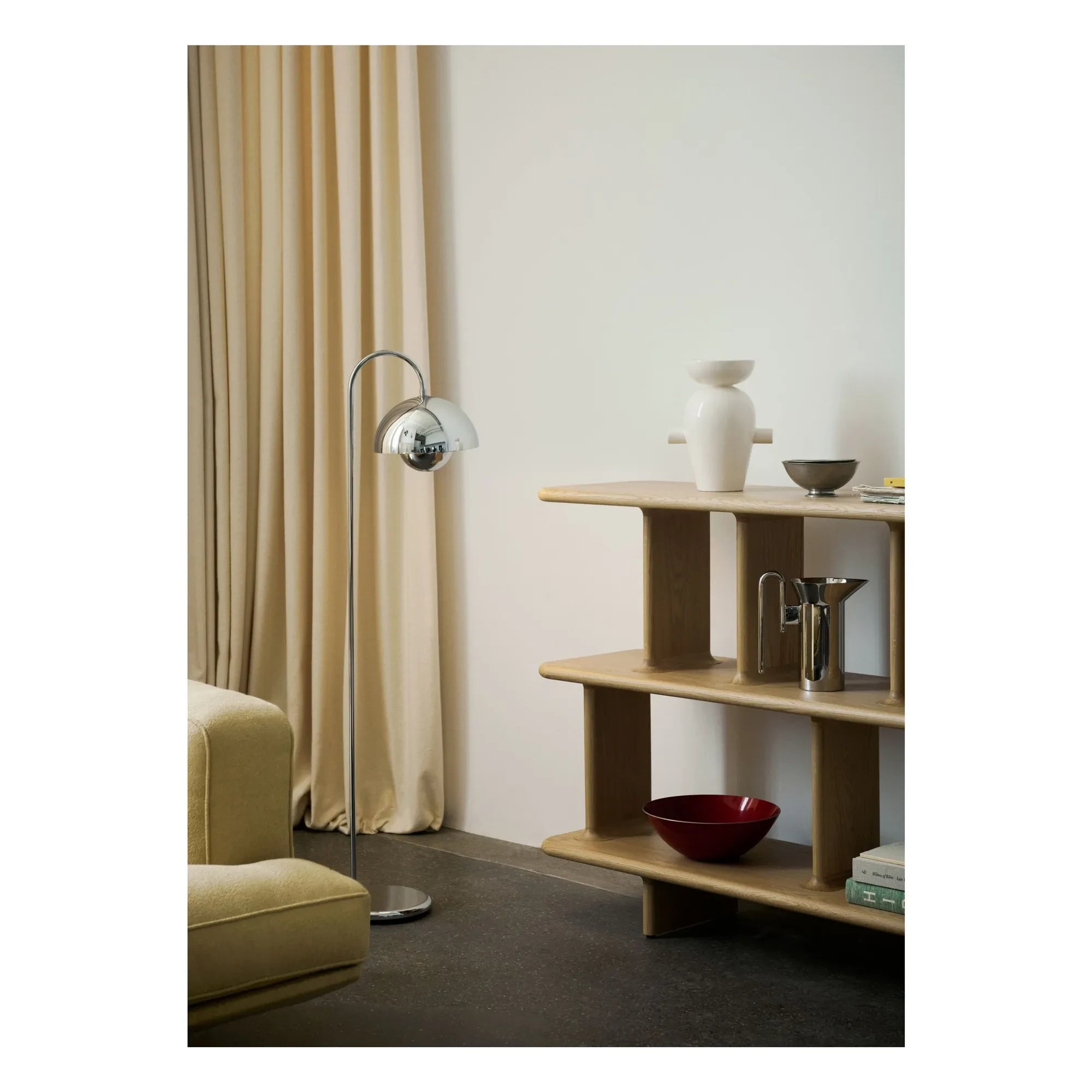 & Tradition - Flowerpot VP12 Stehleuchte, Verner Panton | Chrom