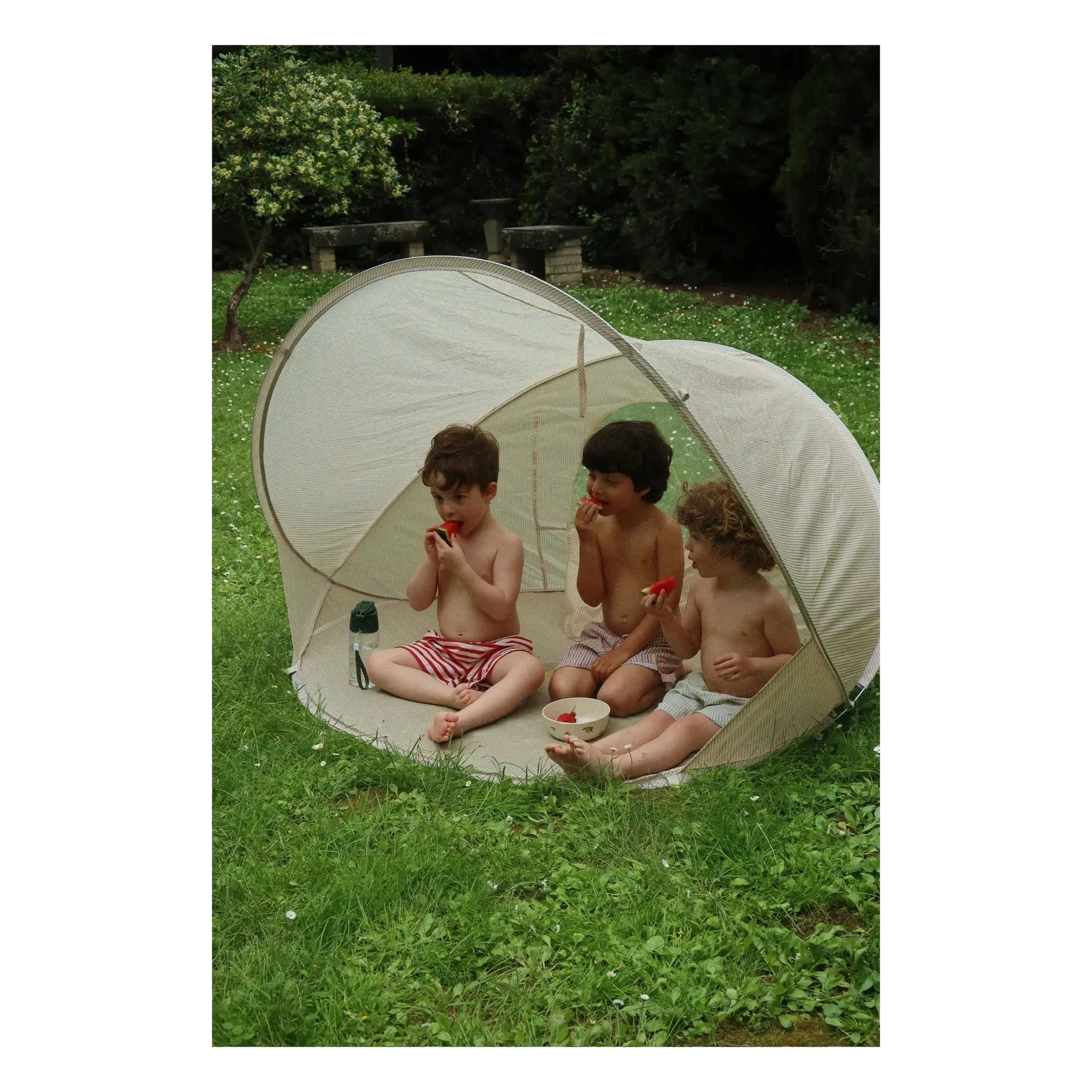 Konges Sløjd - Kleines Pop-Up Strandzelt Tea Stripe | Beige