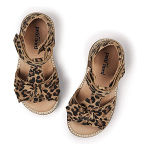 Petit Nord - Leoparden-Schleifen-Sandale | Braun
