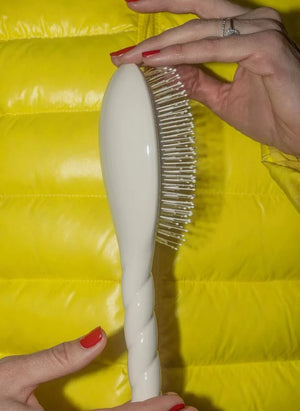 La Bonne Brosse - La Miracle Haarbürste Nr. 04 - Entwirren und Massage | Creme