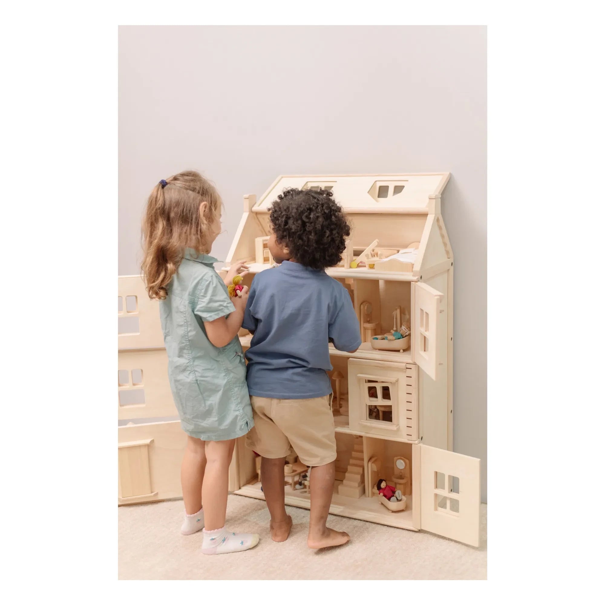 Plan Toys - Büyük Viktorya tarzı ev