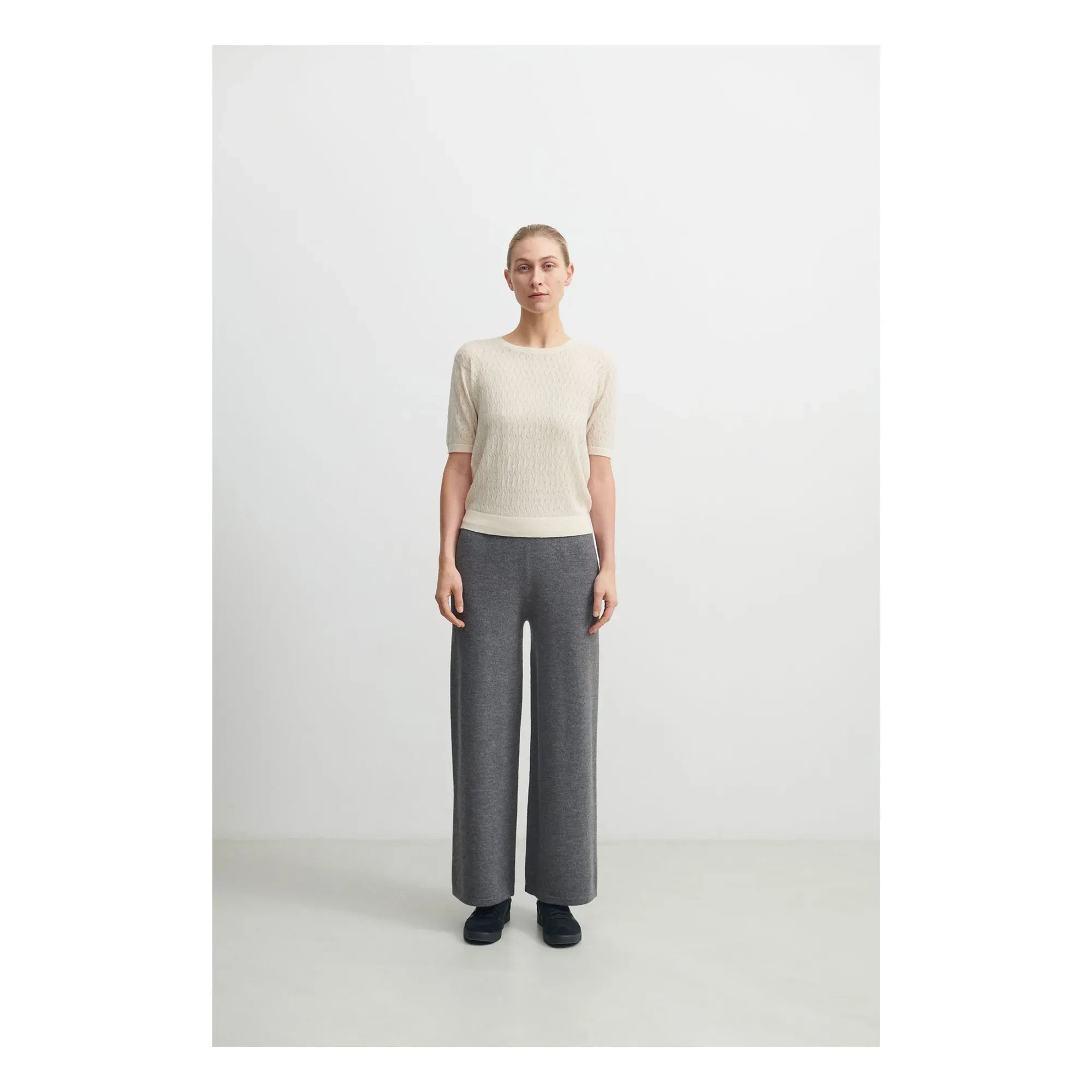 FUB – Pointelle Fine-Knit Merino Wool Sweater – Damenkollektion | Ecru