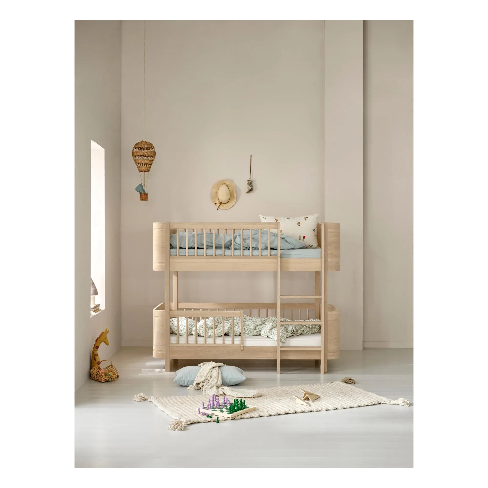 Oliver Furniture - Meşe Wood Mini+ yarı yüksek ranza | Meşe