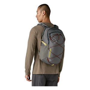 Patagonia - Refugio Tagesrucksack 30L Recycelter Faser Rucksack | Grau