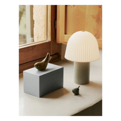 Ferm Living Kids - Rüschen Tischlampe | Beige