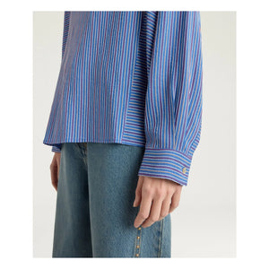 Momoni - Bluse mit Nadelstreifen | Blau