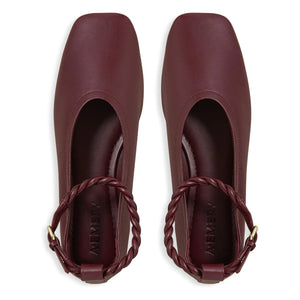 A. Emery – Steele-Ballerinas | Bordeaux