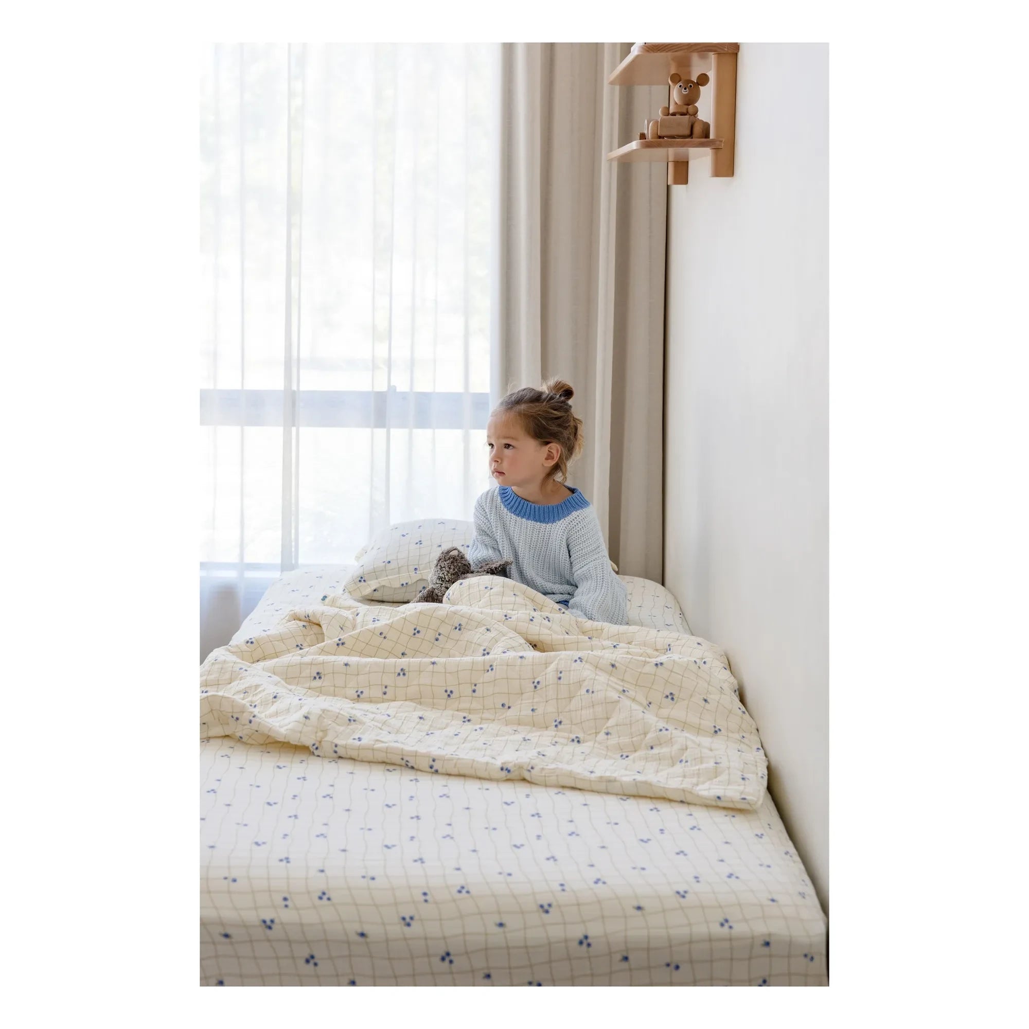 Soft Spot - Spannbettlaken aus Bio-Baumwolle Blueberries
