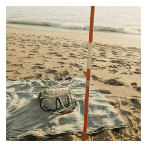 Business & Pleasure Co. - Lochstruktur Strandtuch | Grün