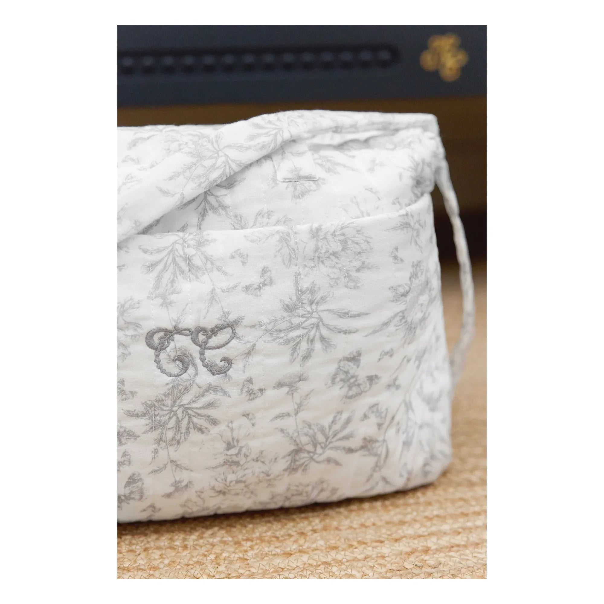 Tartine et Chocolat - Toile de Jouy Wickeltasche | Grau