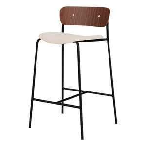 & Tradition - AV8 Pavilion Hocker | Nussbaum