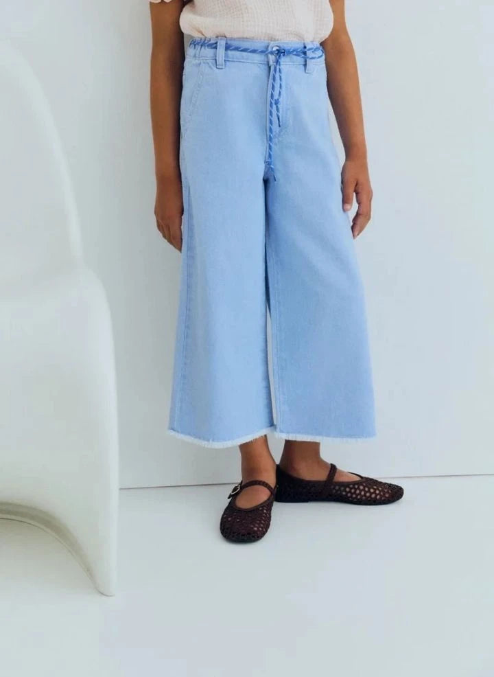 die neue Gesellschaft - Jean Lily | Hellblau