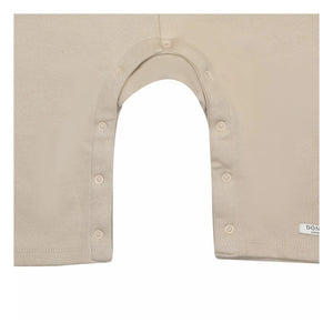 Donsje – Strampler mit Bär aus Bio-Baumwolle | Beige