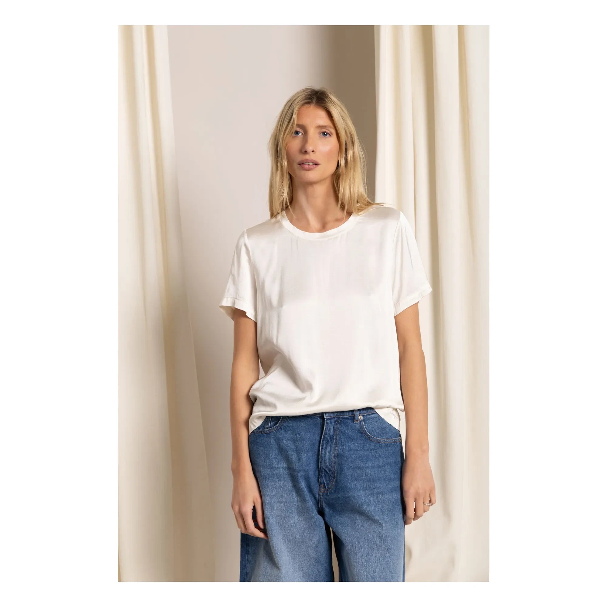 Smallable Woman - Selena T-Shirt | Weiß