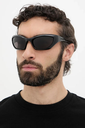 Balenciaga güneş gözlüğü