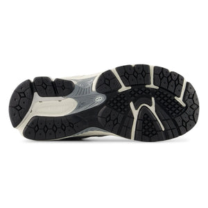 New Balance - Sportschuh mit elastischen Schnürsenkeln 2002 | Mittelgrau