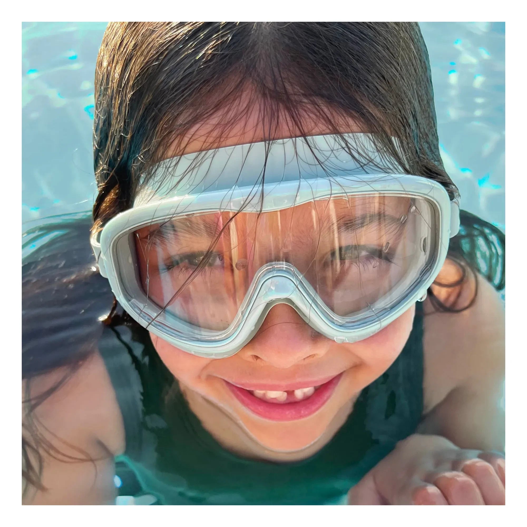 Petites Pommes – Hans Schwimmbrille | Grünes Wasser