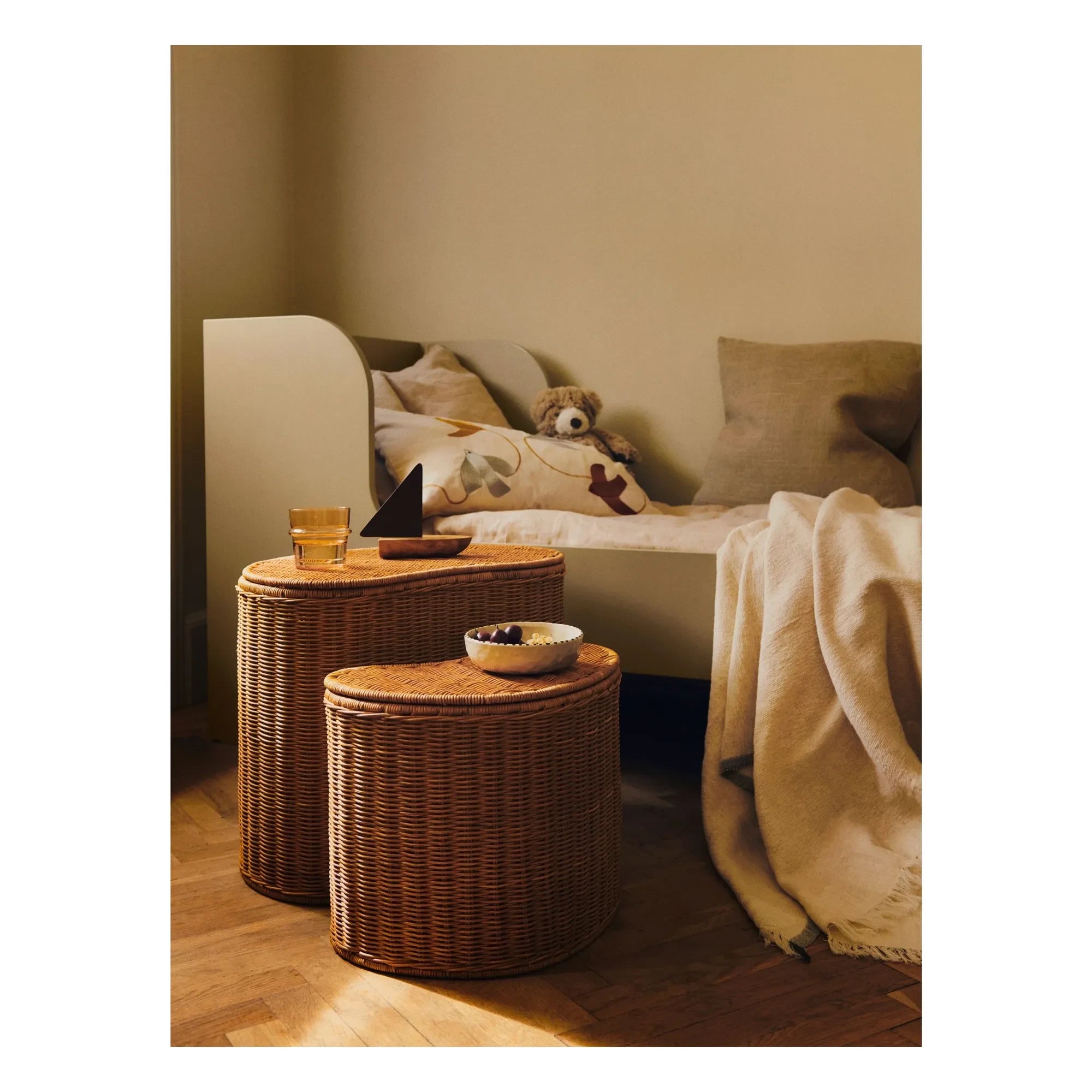Ferm Living Kids - Swif Bird besticktes Kissen | Beige
