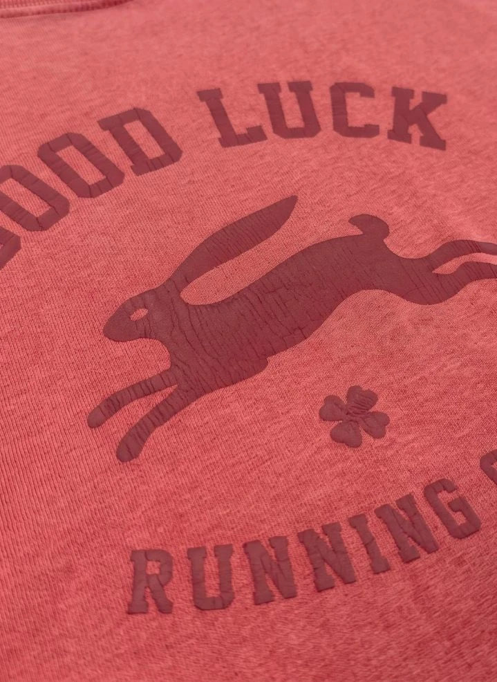 Finger in der Nase - King Good Luck Organische Baumwoll T-Shirt | Dunkelrot