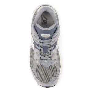 New Balance - Sportschuh mit elastischen Schnürsenkeln 2002 | Mittelgrau