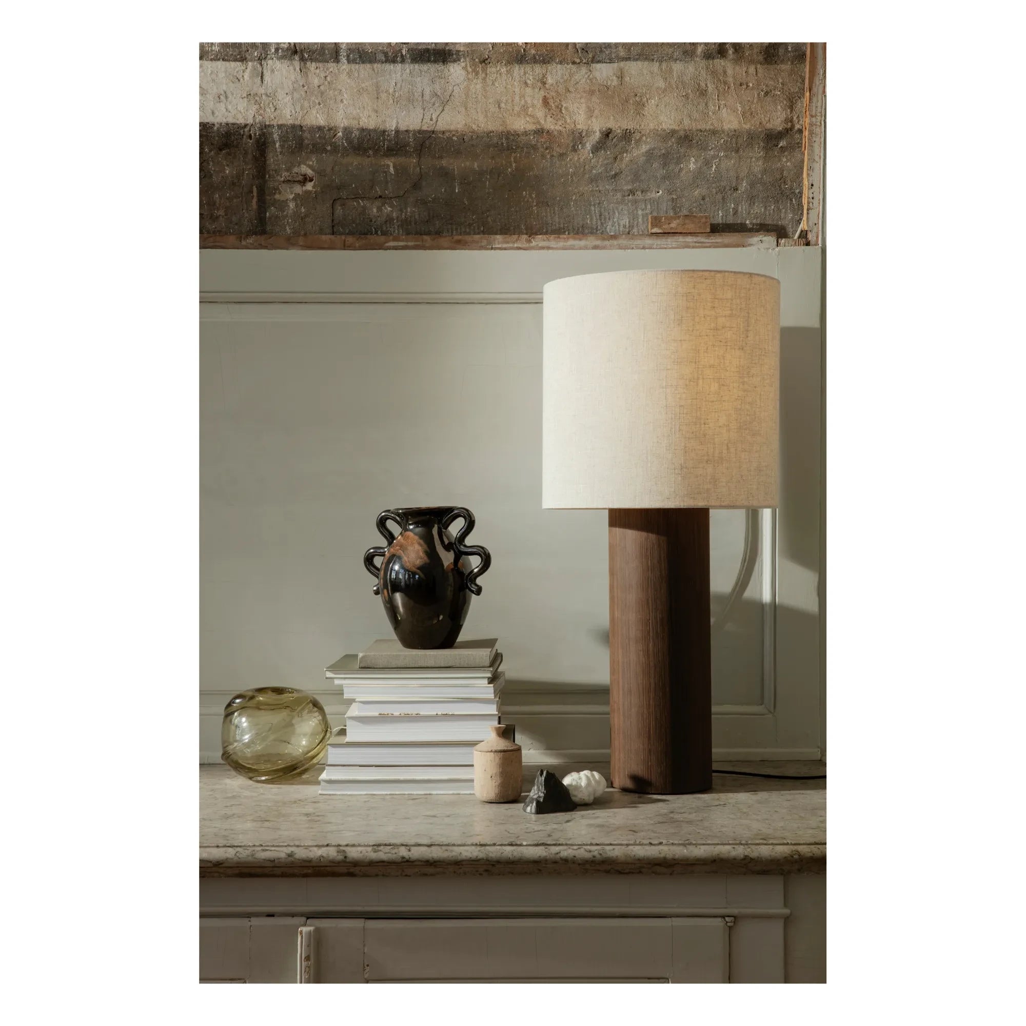 Ferm Living - Post Lampensockel - FSC-Holz | Räuchereiche