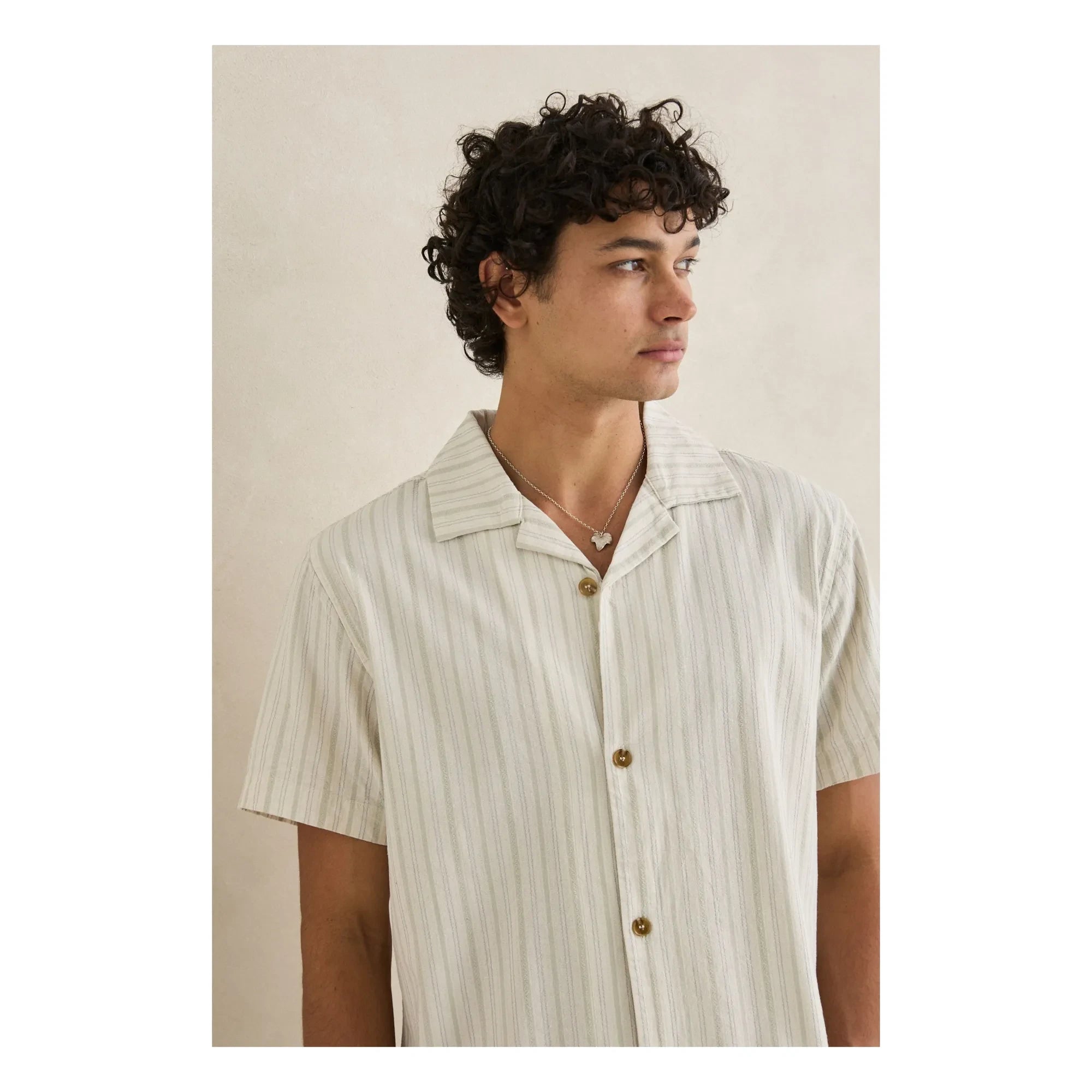 Rhythm - Gestreiftes Holiday Kurzarmhemd | Creme
