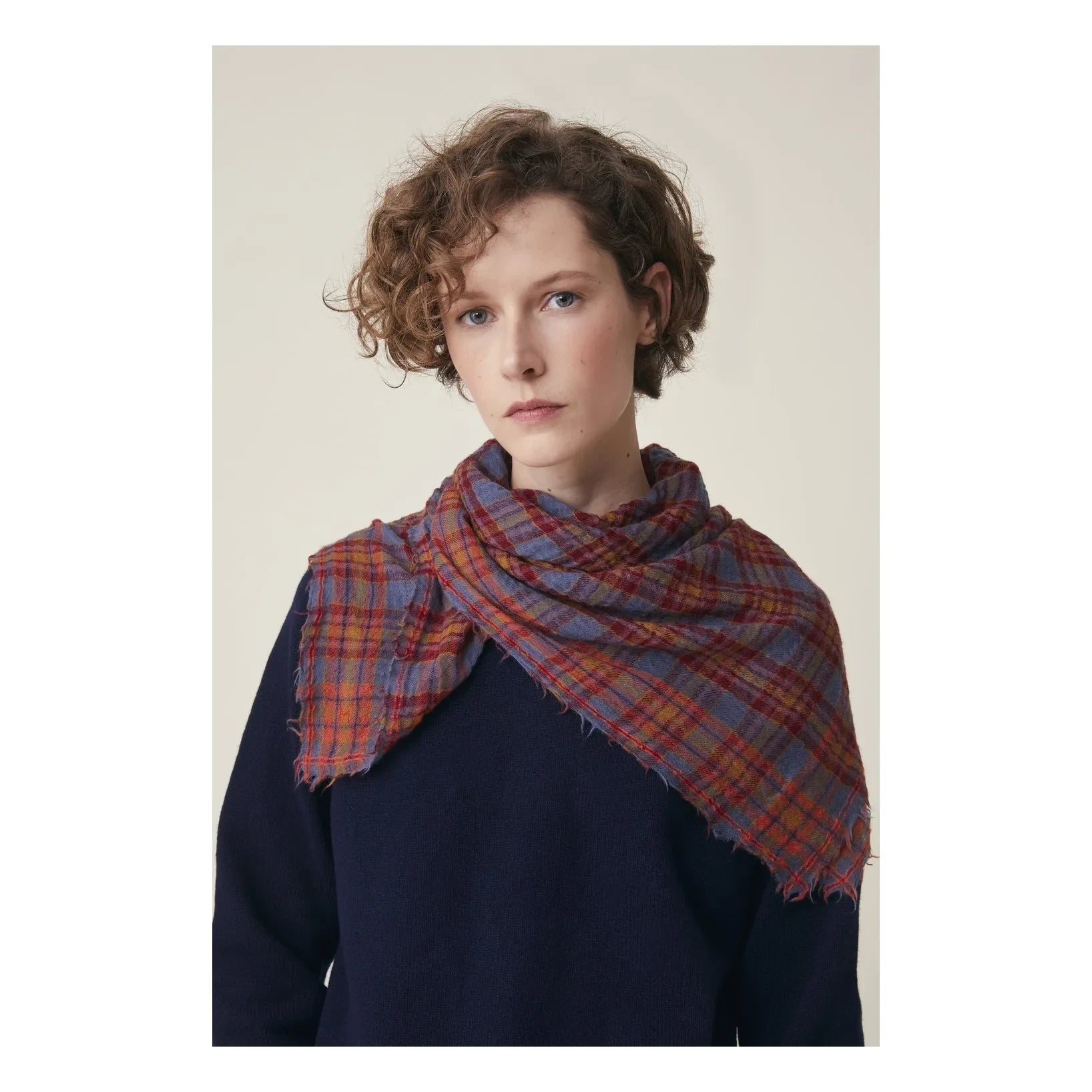 Moismont - Magda Eşarp No. 793, Yün | Kırmızı