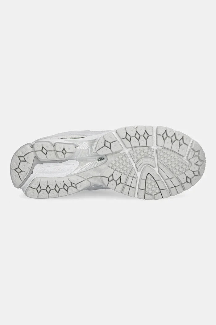 New Balance 2002 Süet Spor Ayakkabı