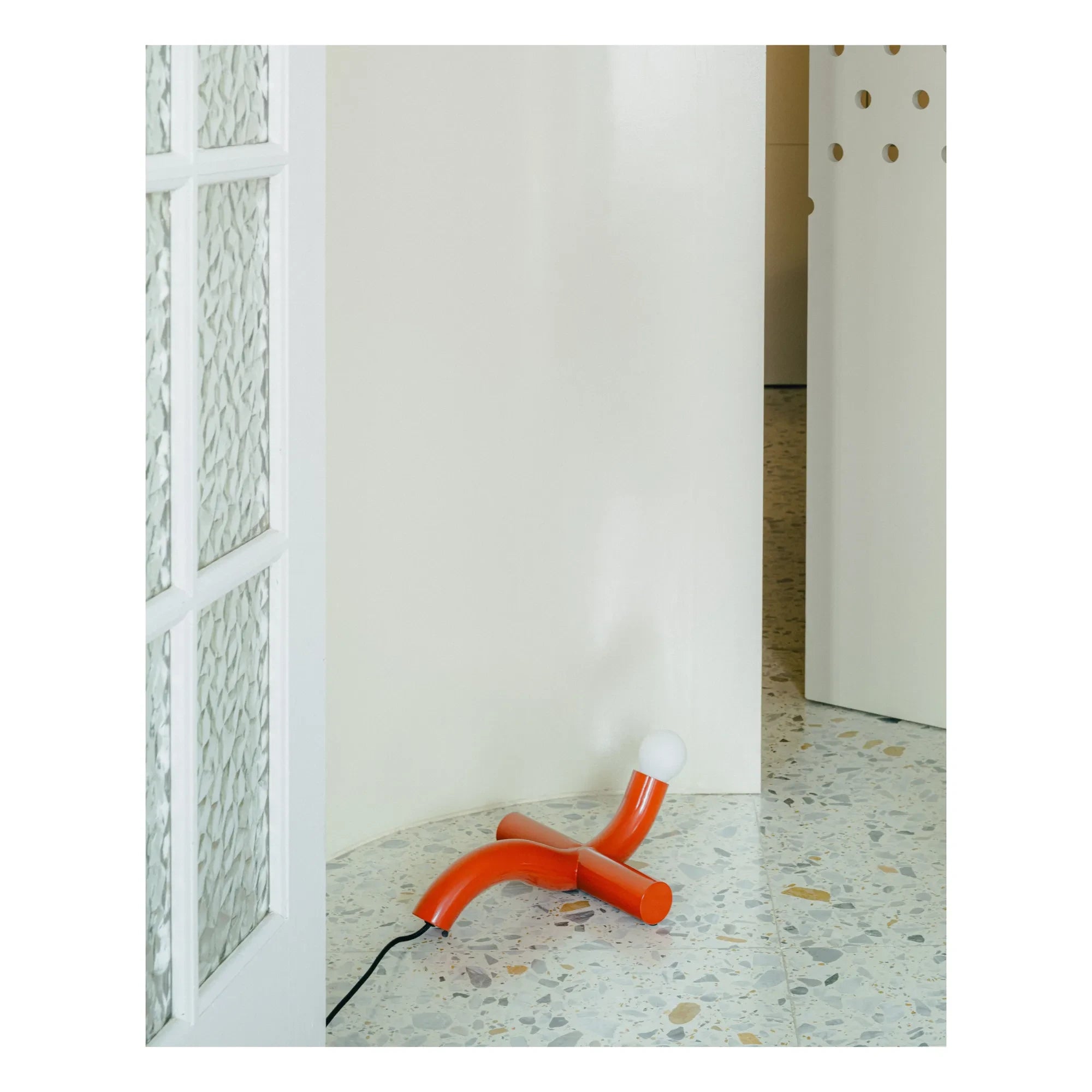 Valerie Objects - La Due Tischleuchte | Rot